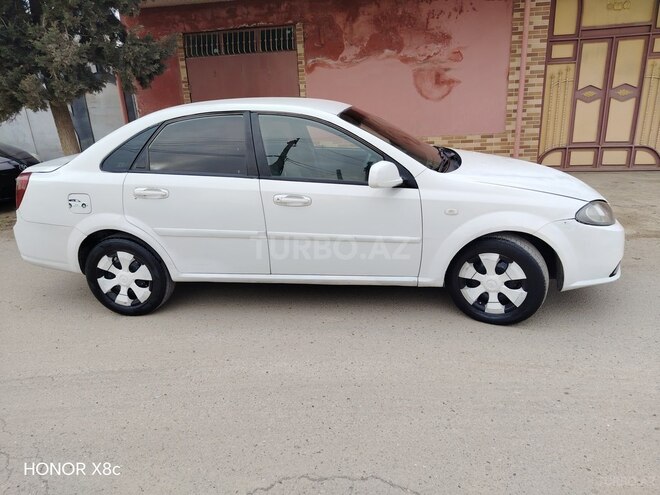Daewoo Gentra 2014, 390,000 km - 1.5 l - Şirvan