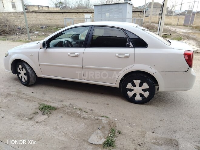 Daewoo Gentra 2014, 390,000 km - 1.5 l - Şirvan