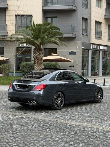 Mercedes C 300 2015, 198,000 km - 2.0 l - Bakı
