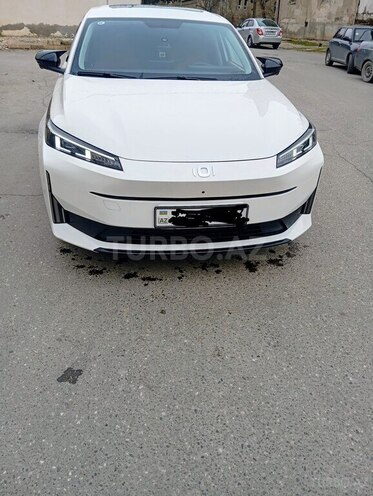 Changan Qiyuan A05 2025, 43,000 km - 1.5 л - Bakı