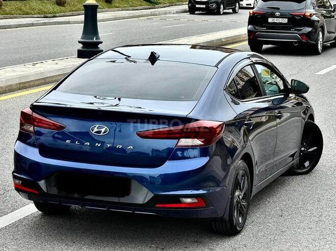 Hyundai Elantra 2019, 98,000 km - 2.0 l - Bakı