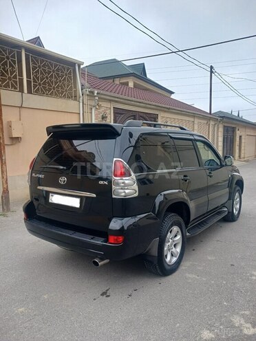 Toyota Land Cruiser Prado-6