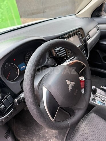 Mitsubishi Outlander 2013, 150,000 km - 2.4 л - Bakı