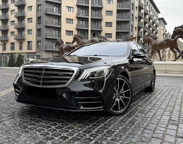 Mercedes  2017, 174,000 km - 4.0 л - Bakı