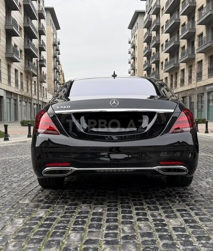 Mercedes  2017, 174,000 km - 4.0 л - Bakı