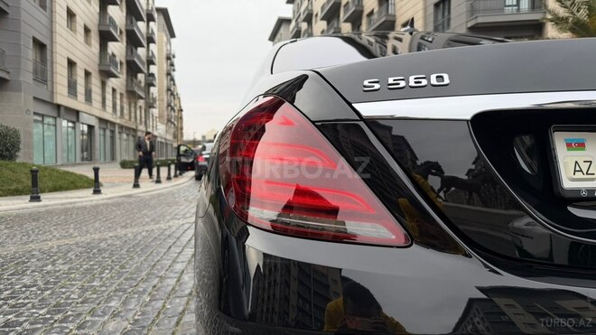 Mercedes  2017, 174,000 km - 4.0 л - Bakı