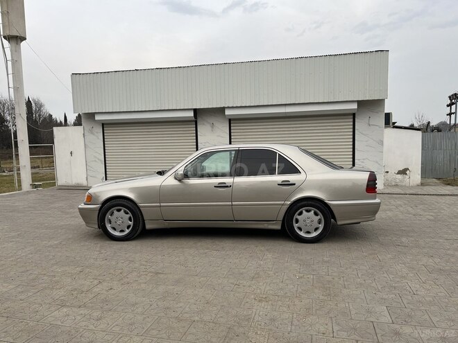 Mercedes C 230 1998, 258,000 km - 2.3 l - Masallı