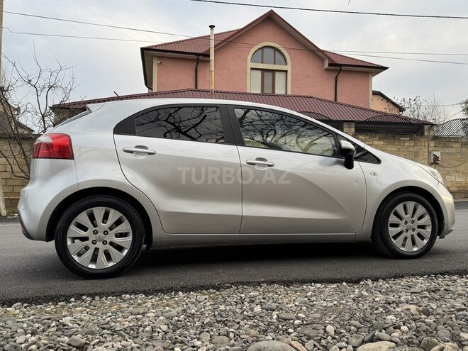 Kia Rio 2011, 205,147 km - 1.4 л - Xaçmaz