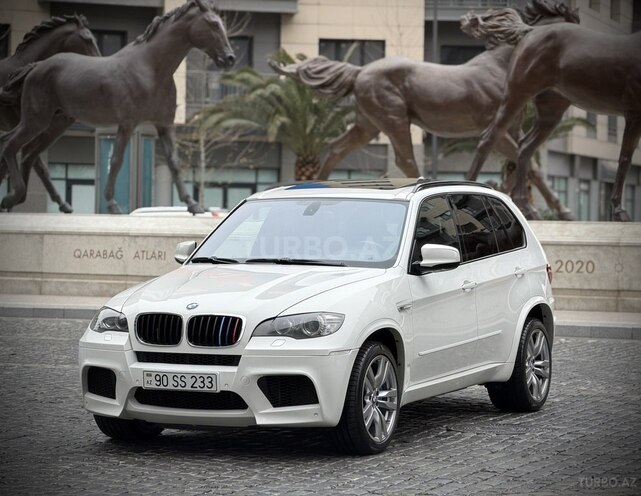 BMW X5 M 2011, 162,900 km - 4.4 l - Bakı