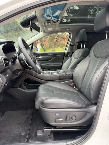 Hyundai Santa Fe-8
