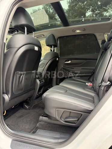 Hyundai Santa Fe-11