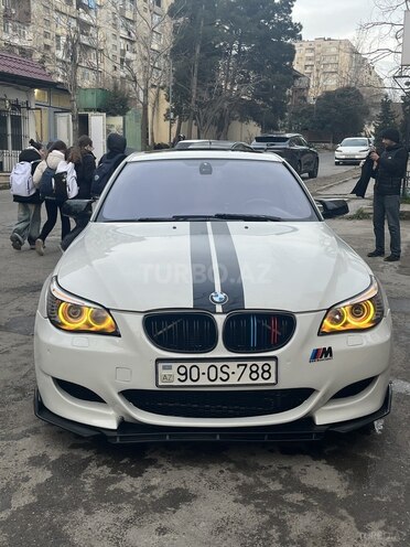 BMW 525 2005, 300,000 km - 2.5 l - Bakı