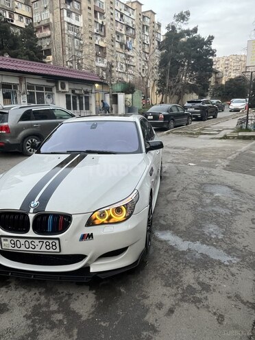 BMW 525 2005, 300,000 km - 2.5 l - Bakı