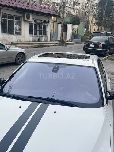 BMW 525 2005, 300,000 km - 2.5 l - Bakı