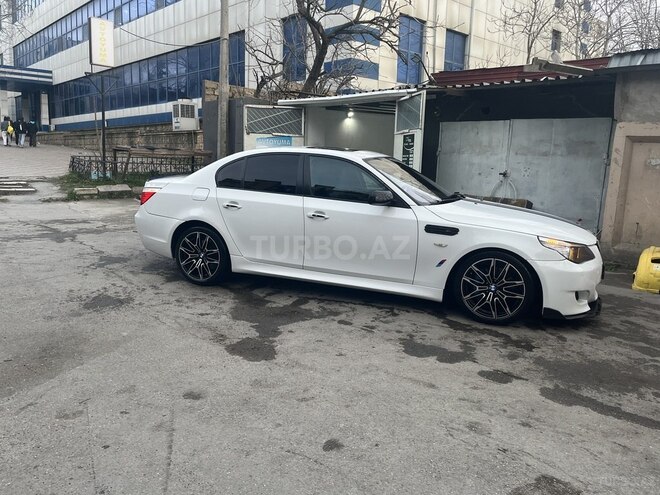 BMW 525 2005, 300,000 km - 2.5 l - Bakı
