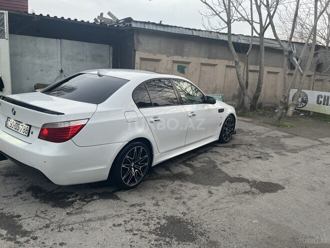 BMW 525 2005, 300,000 km - 2.5 l - Bakı