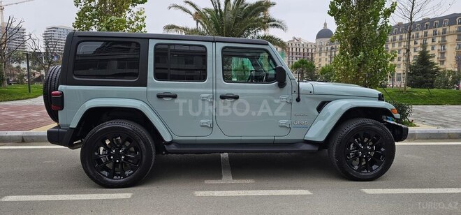 Jeep Wrangler-3