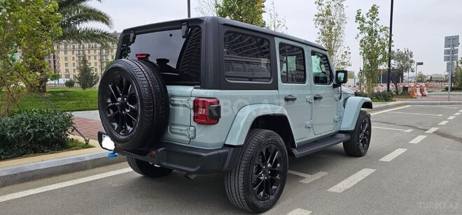 Jeep Wrangler-4
