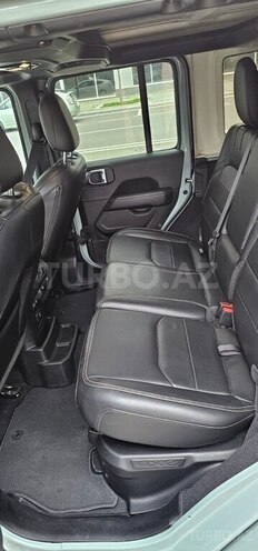 Jeep Wrangler-9