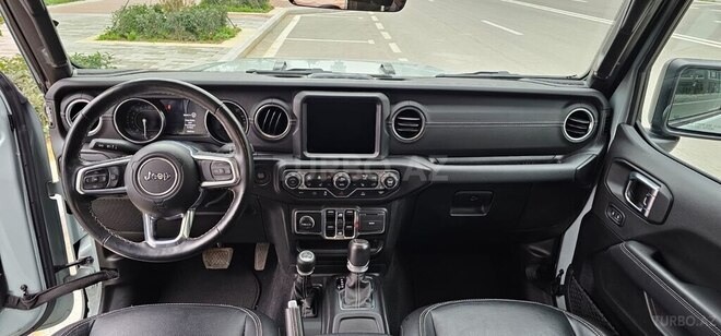 Jeep Wrangler-8