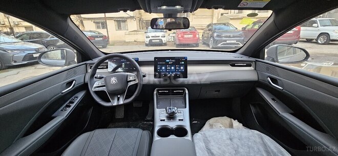 BYD Qin Plus-8