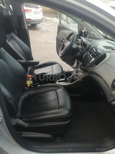 Chevrolet Aveo-4