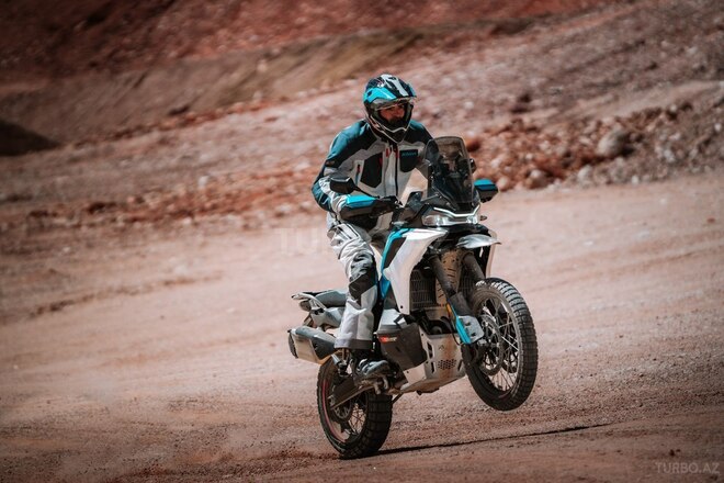 CFMOTO 800 MT-X-3