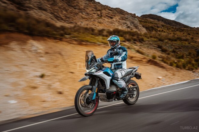 CFMOTO 800 MT-X-6