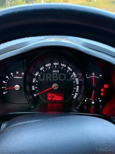 Kia Sportage 2013, 270,000 km - 2.0 l - Bakı