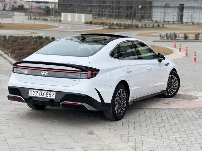 Hyundai Sonata-3