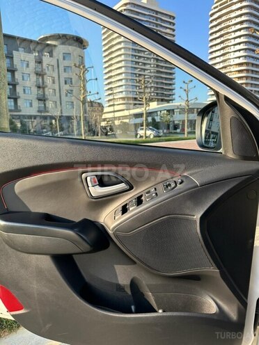 Hyundai ix35 2014, 303,500 km - 2.0 l - Bakı