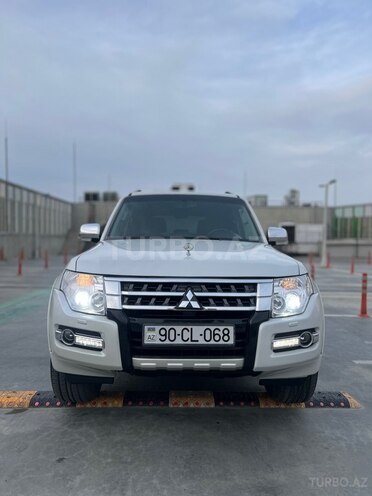 Mitsubishi Pajero 2011, 233,525 km - 3.5 л - Bakı