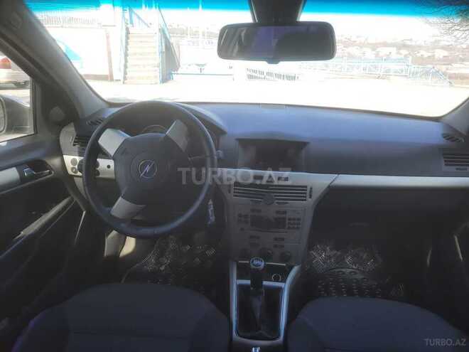 Opel Astra 2007, 265,000 km - 1.4 l - Quba