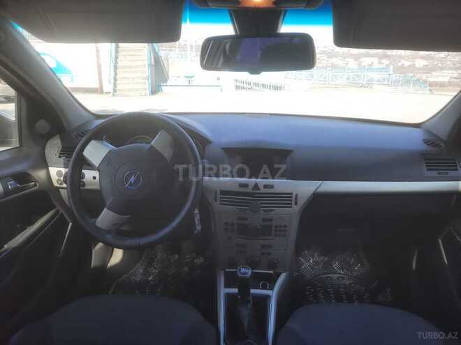 Opel Astra 2007, 265,000 km - 1.4 l - Quba
