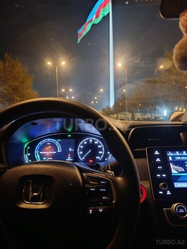 Honda Insight-2