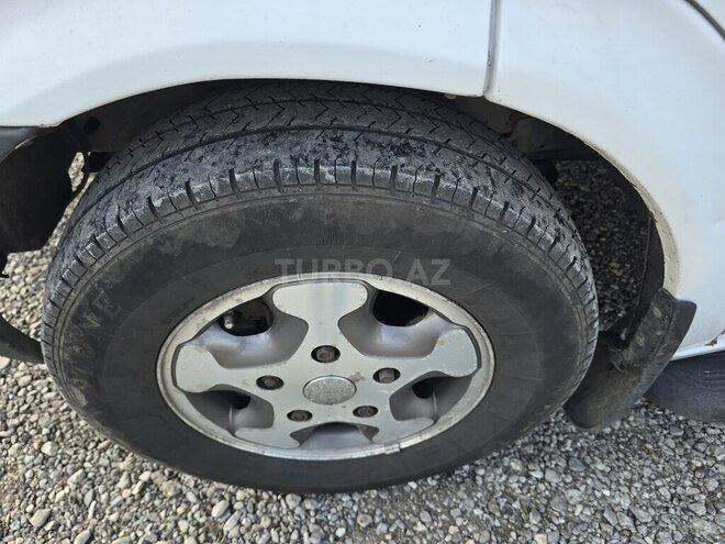 Ford Transit-12