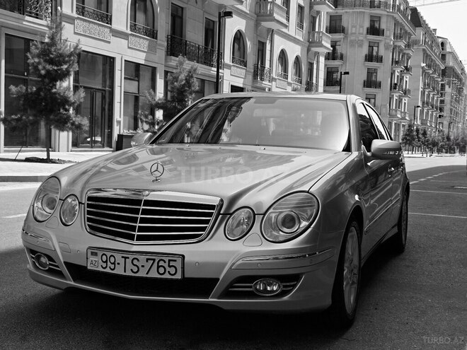 Mercedes E 200-4