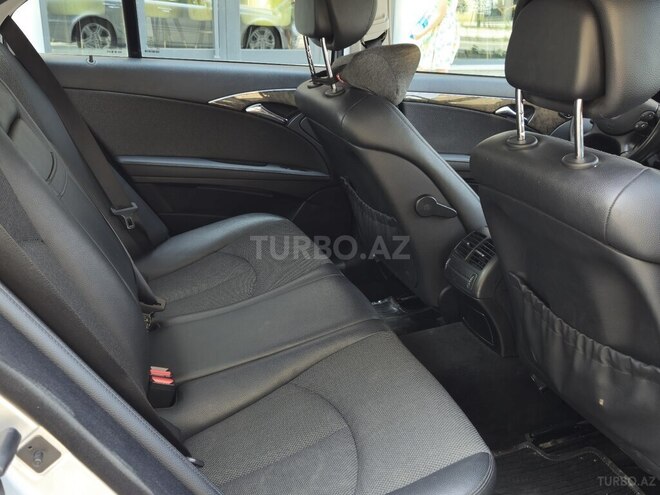 Mercedes E 200-8