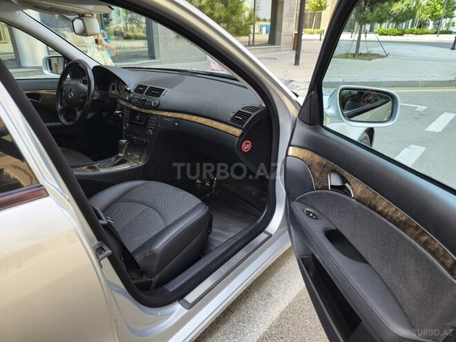 Mercedes E 200-9
