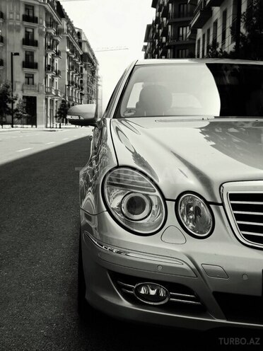Mercedes E 200-10