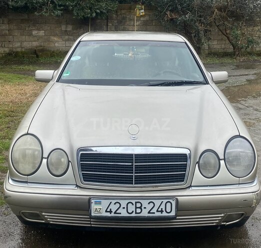 Mercedes E 230 1996, 300,000 km - 2.3 l - Lənkəran
