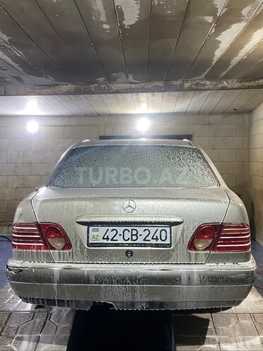 Mercedes E 230 1996, 300,000 km - 2.3 l - Lənkəran
