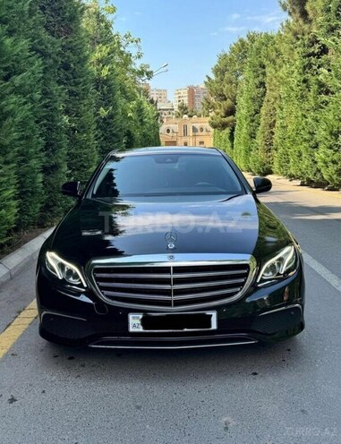 Mercedes E 220 d 2019, 156,452 km - 2.1 л - Bakı