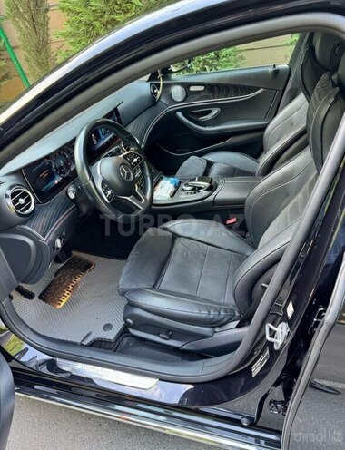 Mercedes E 220 d 2019, 156,452 km - 2.1 л - Bakı