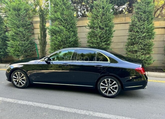 Mercedes E 220 d 2019, 156,452 km - 2.1 л - Bakı