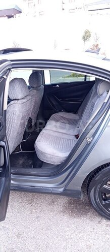 Volkswagen Passat 2006, 323,000 km - 2.0 l - Bakı