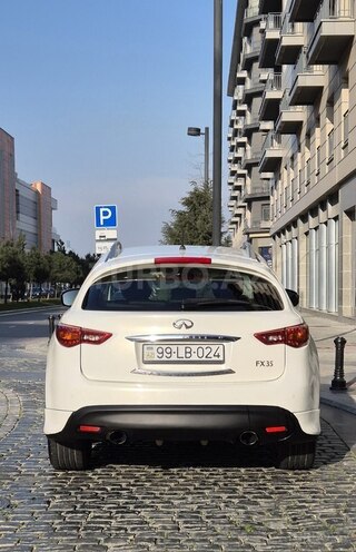 Infiniti FX35-2