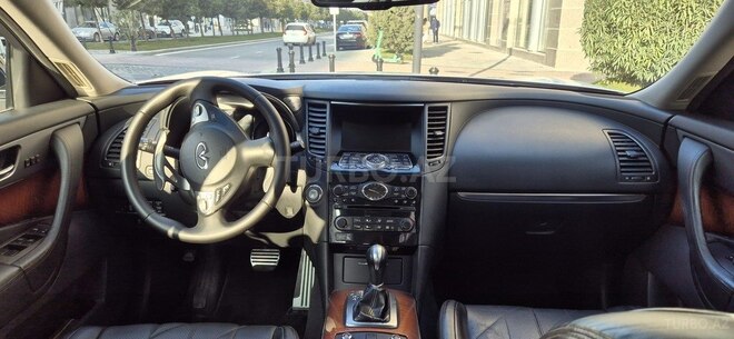 Infiniti FX35-9