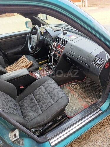Mercedes C 240 1999, 348,047 km - 2.4 л - Şirvan