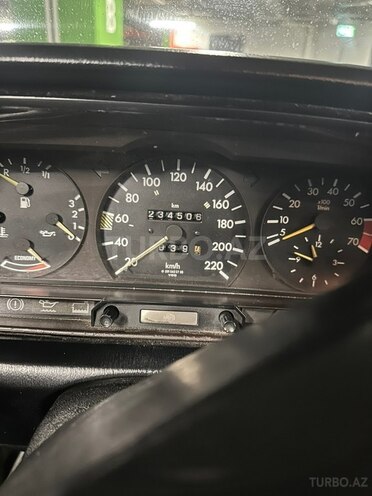 Mercedes 190 1992, 234,000 km - 2.0 l - Bakı